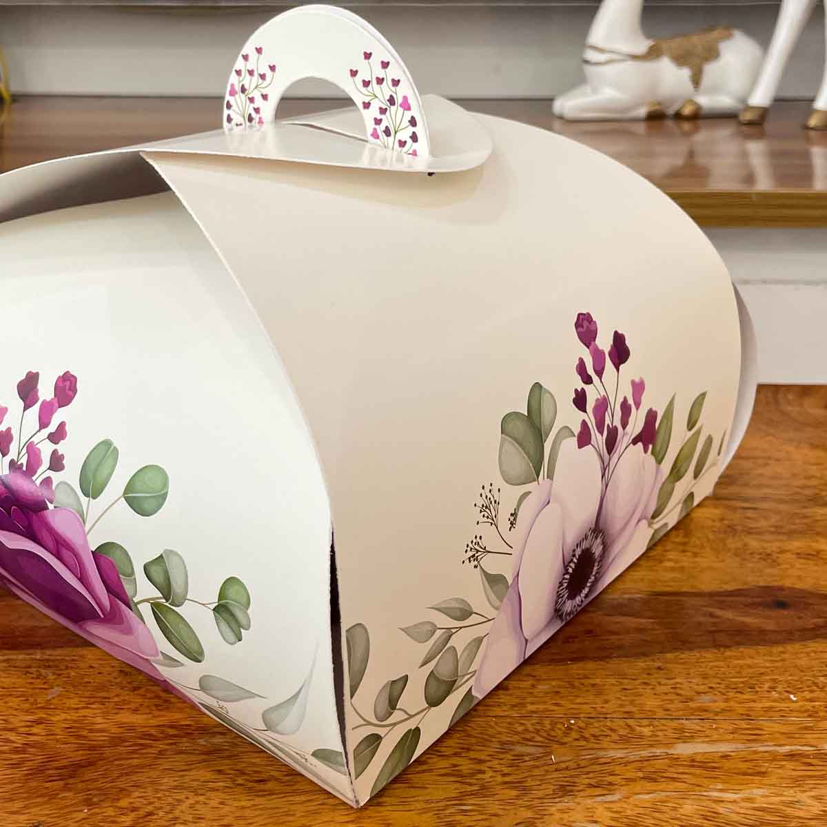 Dry Cake Gift Hamper
