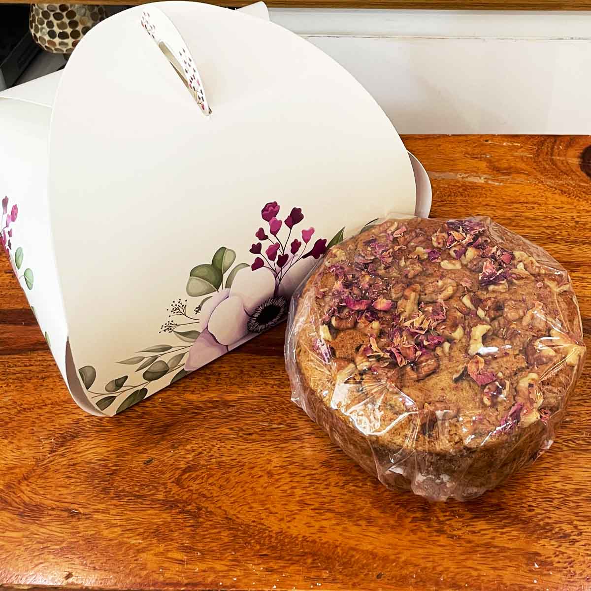 Dry Cake Gift Hamper
